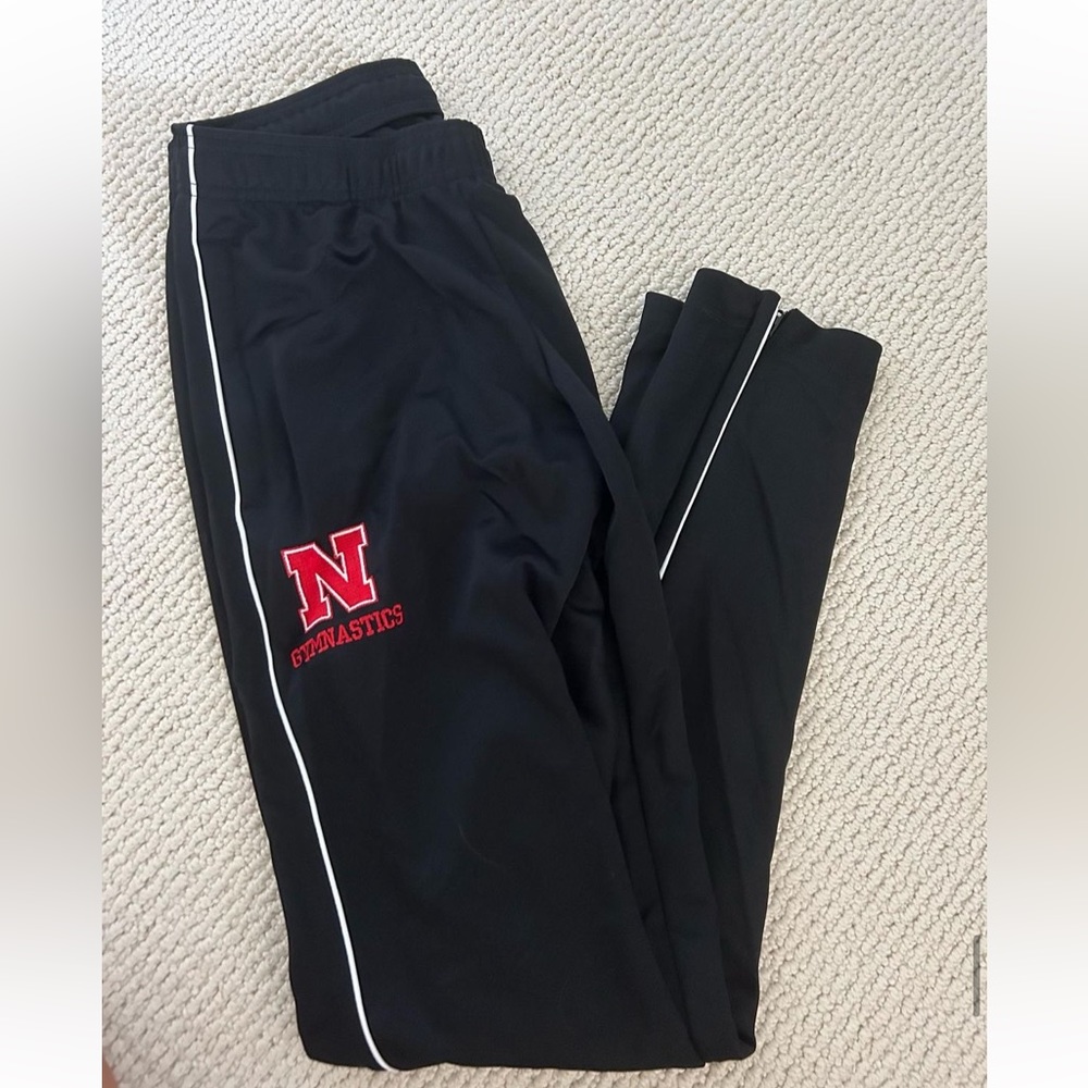 black sweatpants